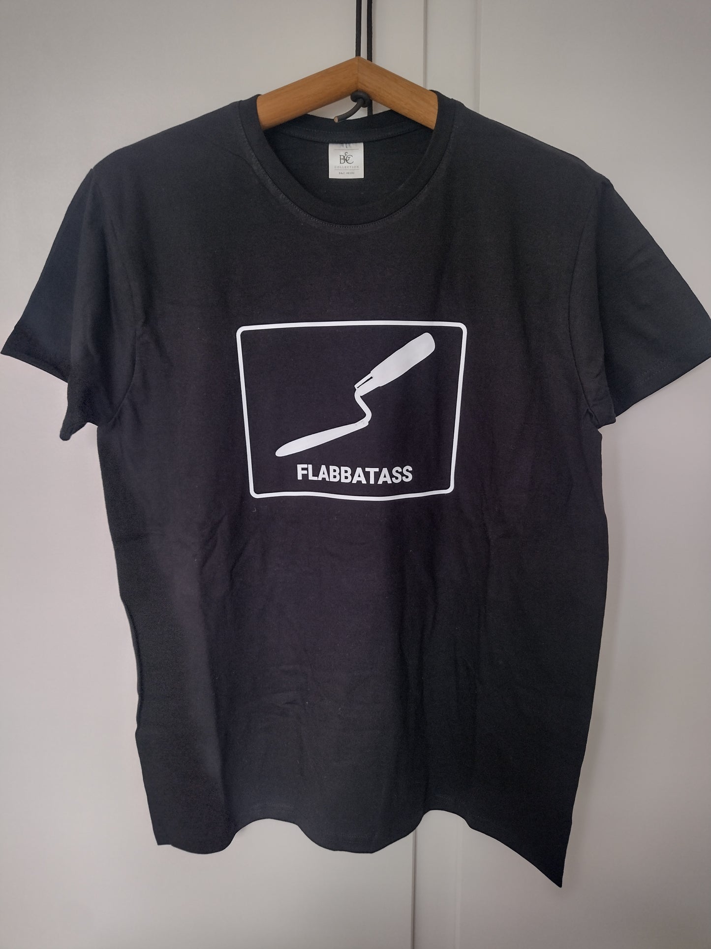 T-shirt: Flabbatass (unisex)